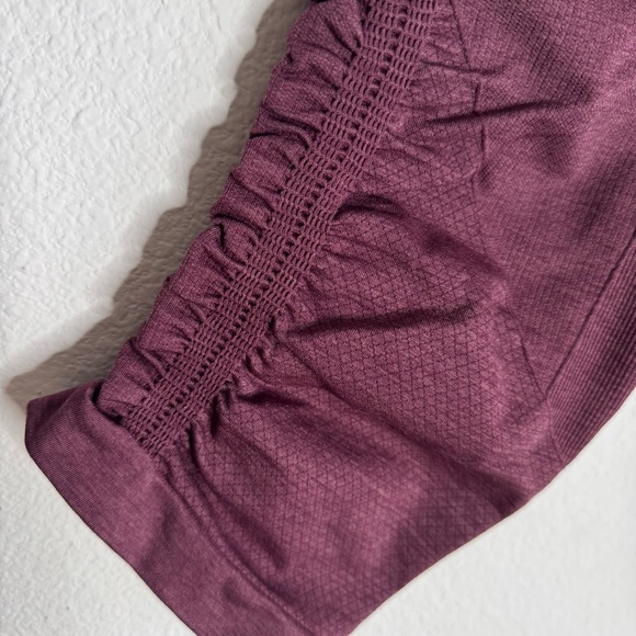 Lululemon ebb & flow maroon crop yoga leggings size 8 - Picture 3 of 5